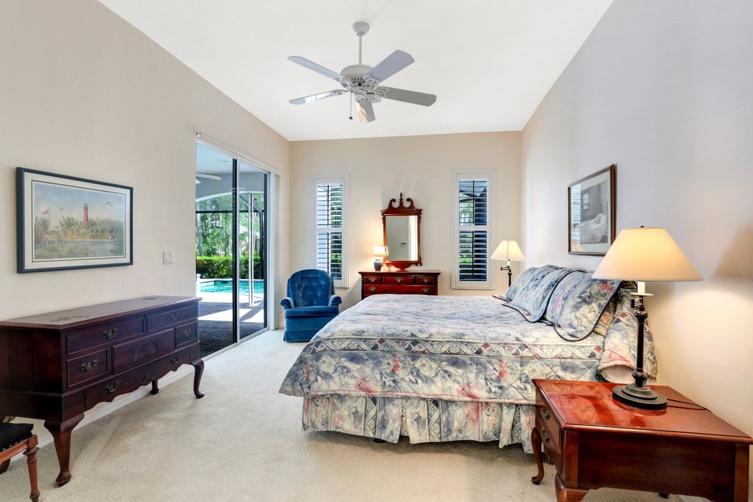 12811 Silverthorn Ct, Bonita Springs, FL 34135