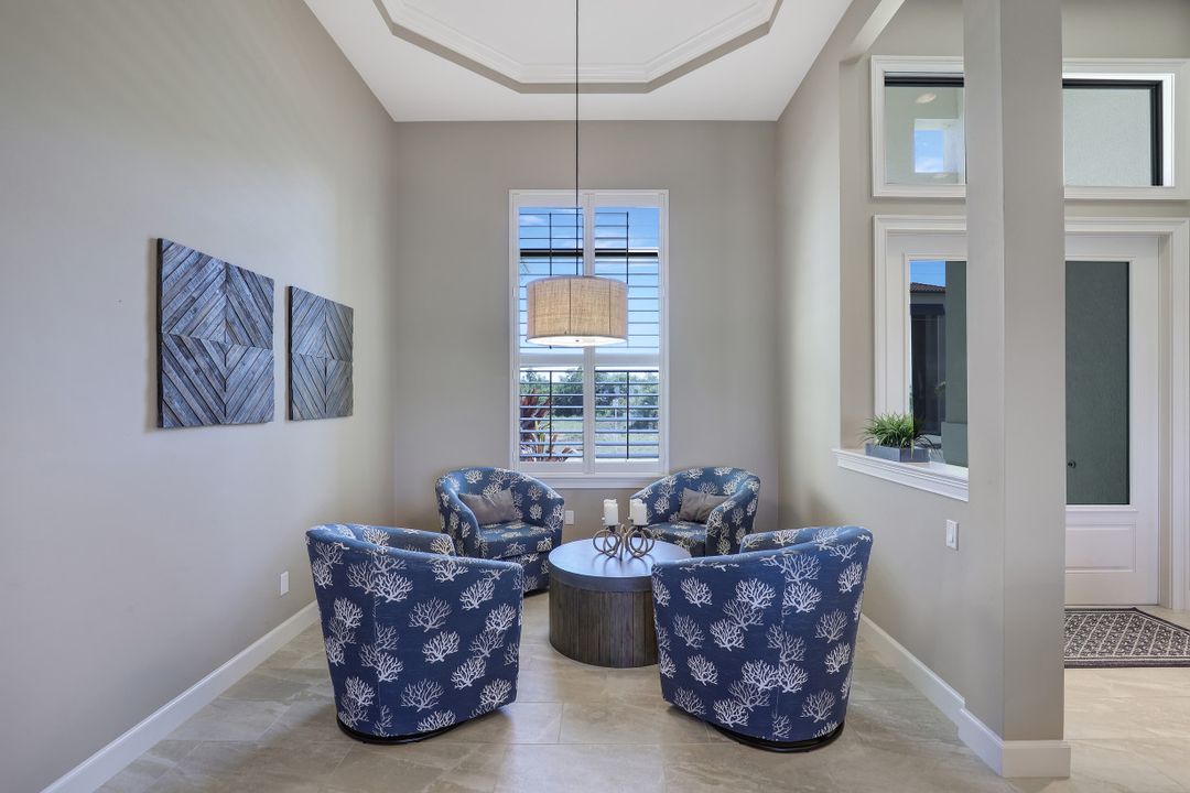 535 Spinnaker Dr, Marco Island, FL 34145