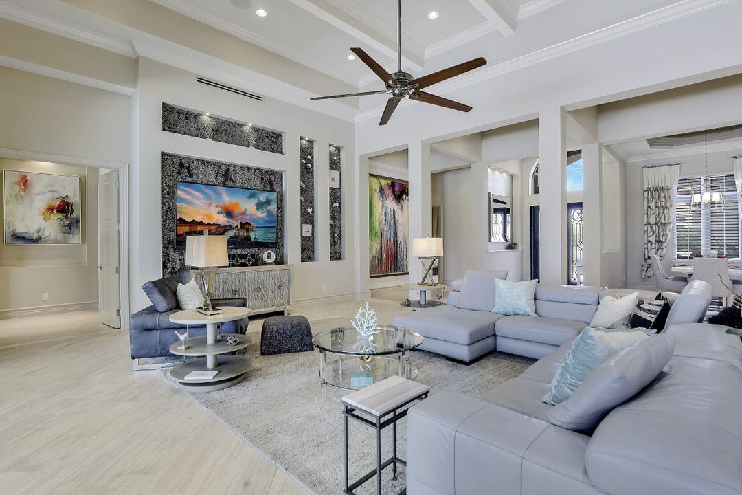 16434 Seneca Way, Naples, FL 34110