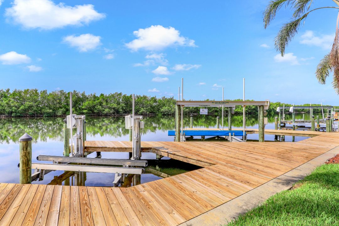 2606 El Dorado Pkwy W, Cape Coral, FL 33914