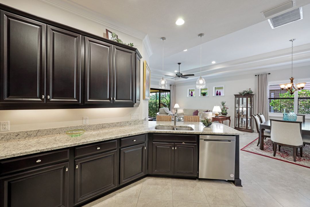 9129 Isla Bella Cir, Bonita Springs, FL 34135