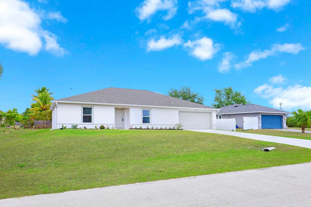 329 NE 13th Terrace, Cape Coral, FL 33909