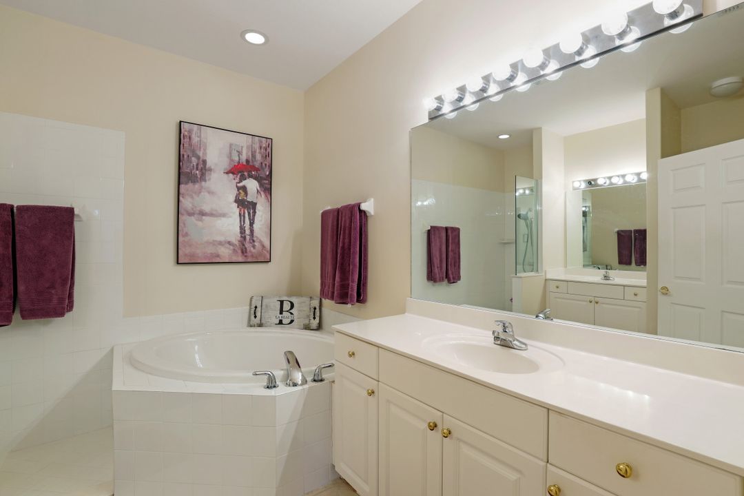 4685 Winged Foot Ct #102, Naples, FL 34112