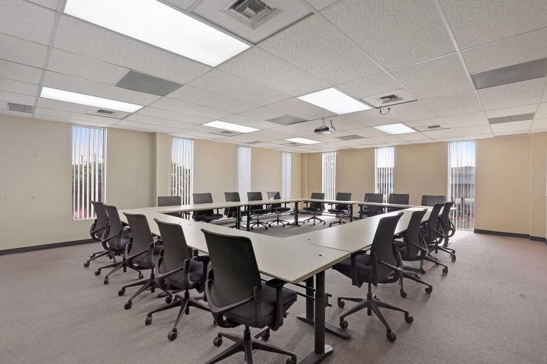 4625 North Fwy, Houston, TX 77022