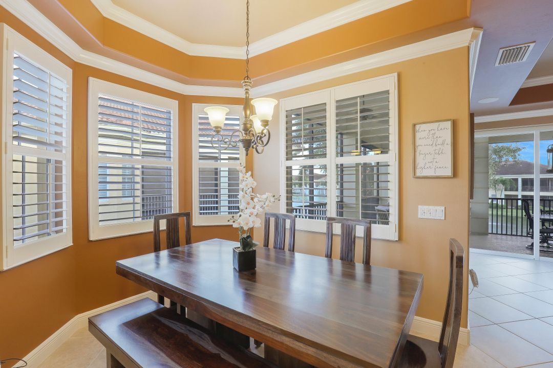 525 Avellino Isles Cir #33201, Naples, FL 34119