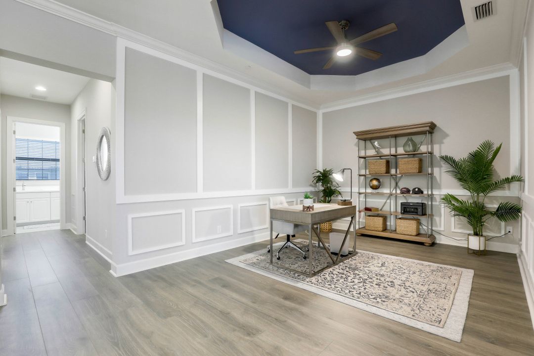 9653 Montelanico Loop, Naples, FL 34119