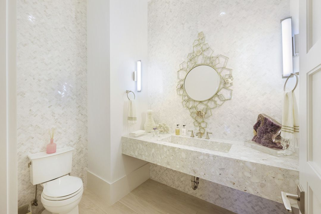 26171 Woodlyn Dr, Bonita Springs, FL 34134