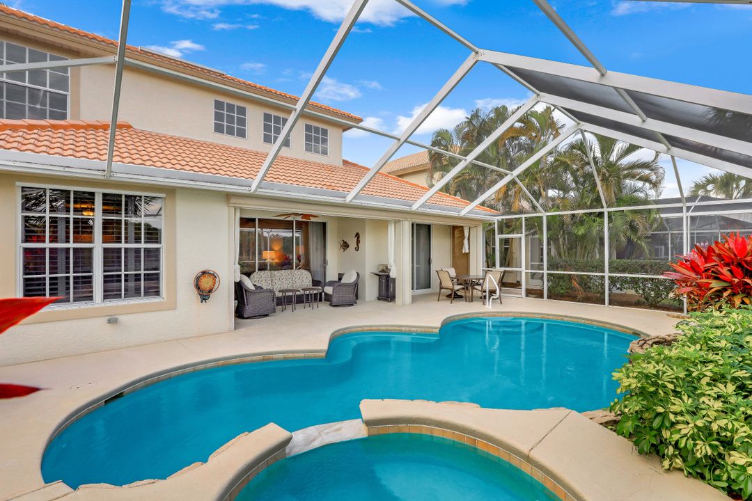 23181 Oakglen Ln, Bonita Springs, FL 34135