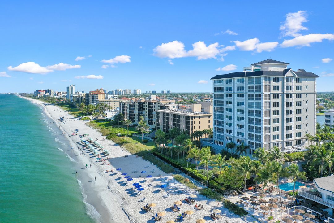 9235 Gulf Shore Dr #501, Naples, FL 34108