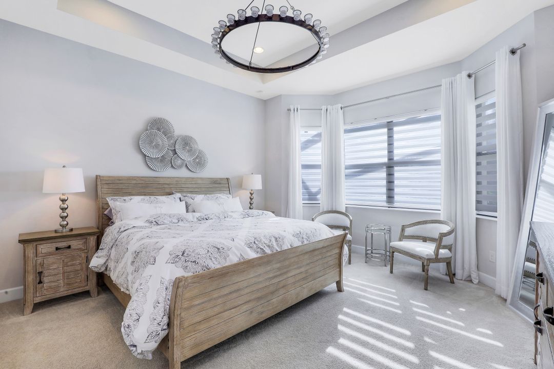 9021 Isla Bella Cir, Bonita Springs, FL 34135