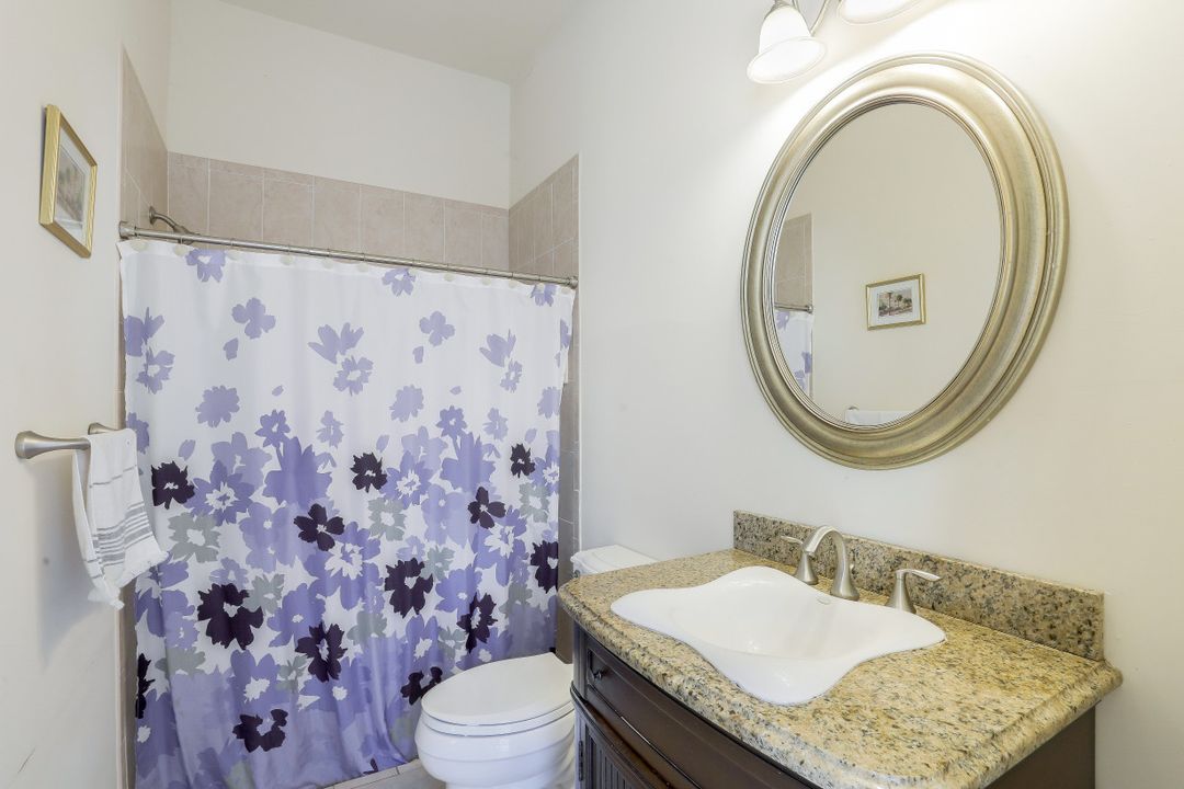 3660 7th Ave NW, Naples, FL 34120