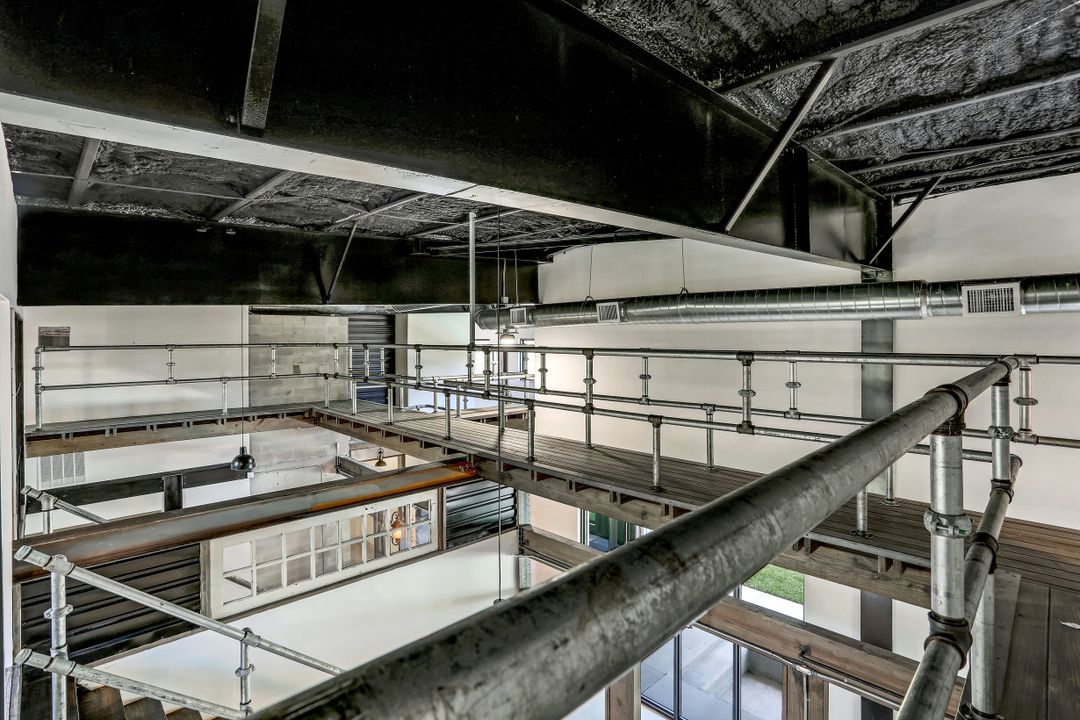 4441 5th Ave NW, Naples, FL 34119