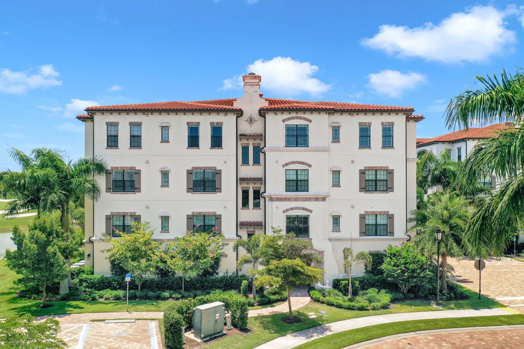 16444 Carrara Way #301, Naples, FL 34110