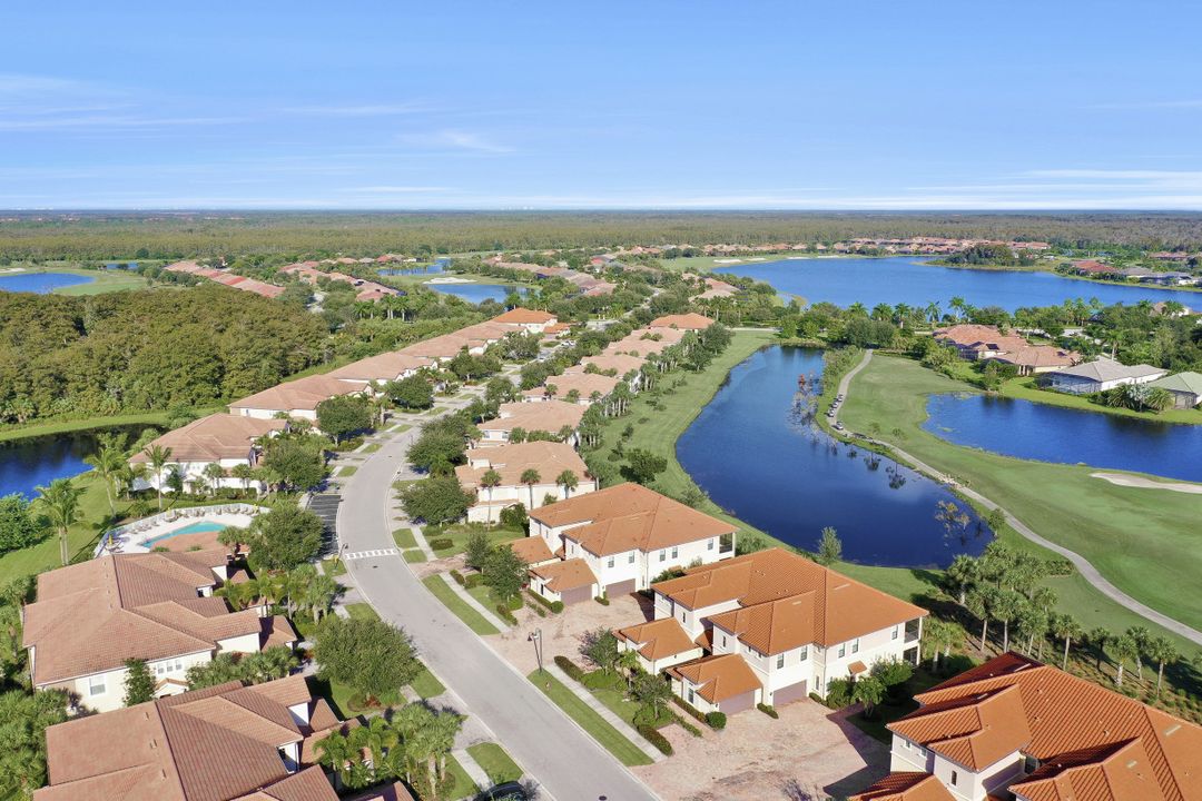 12041 Covent Garden Ct #2204, Naples, FL 34120