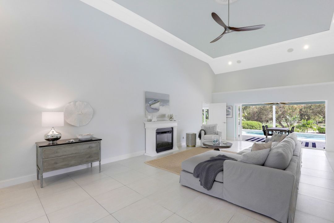 1558 Jamaica Ct, Marco Island, FL 34145