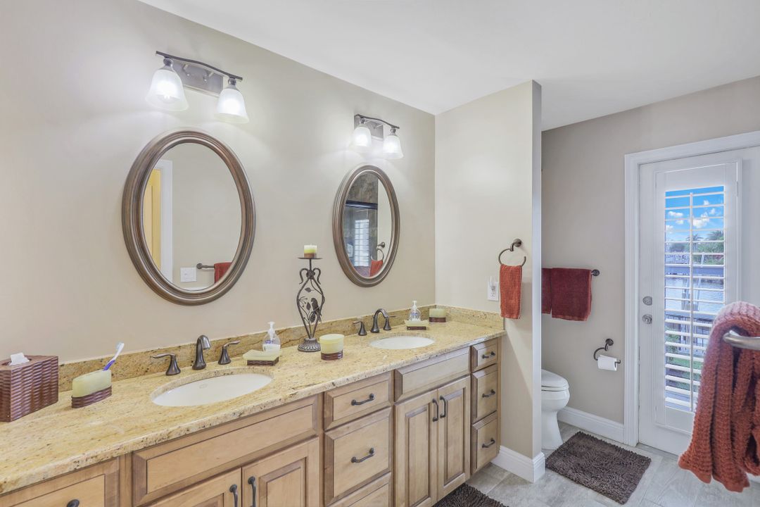 1552 Buccaneer Ct, Marco Island, FL 34145