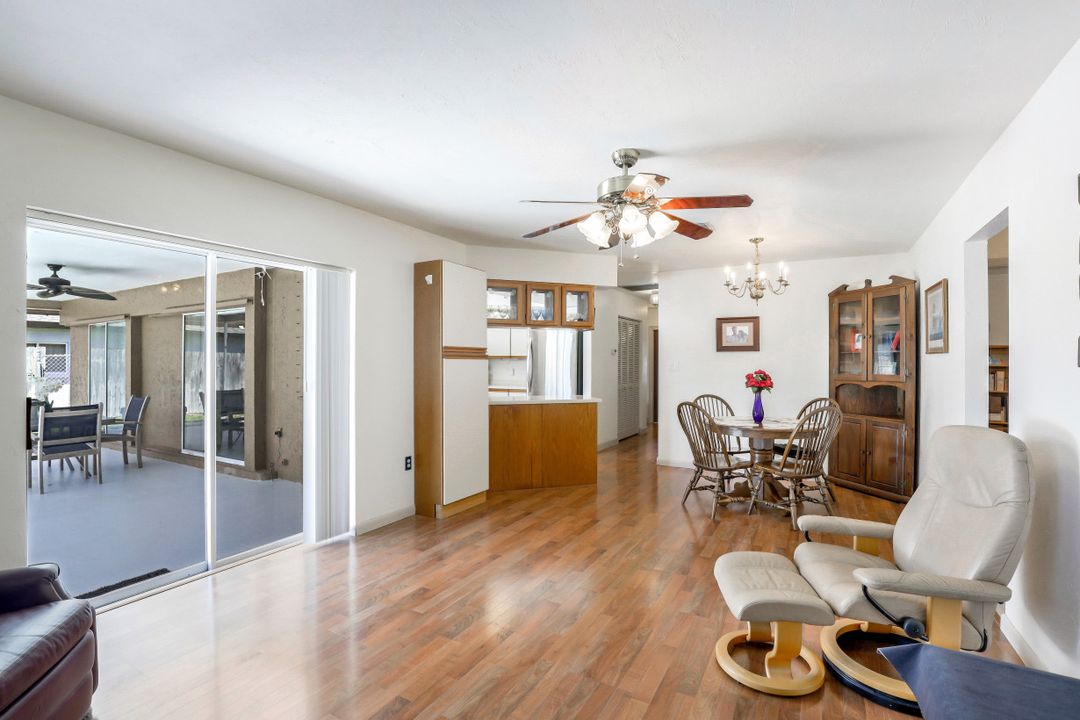 82 Johnnycake Dr, Naples, FL 34110