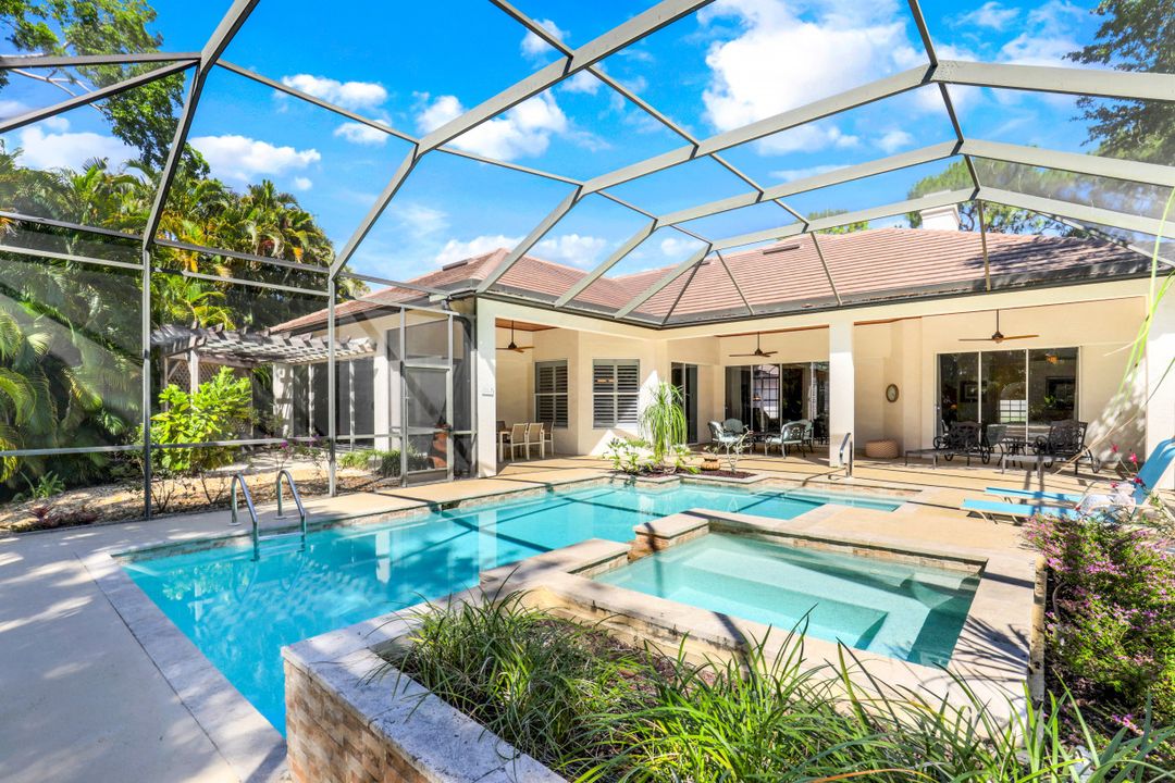 2229 Goshawk Ct, Naples, FL 34105