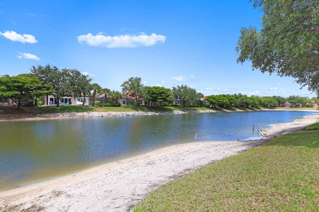 12832 Brynwood Way, Naples, FL 34105