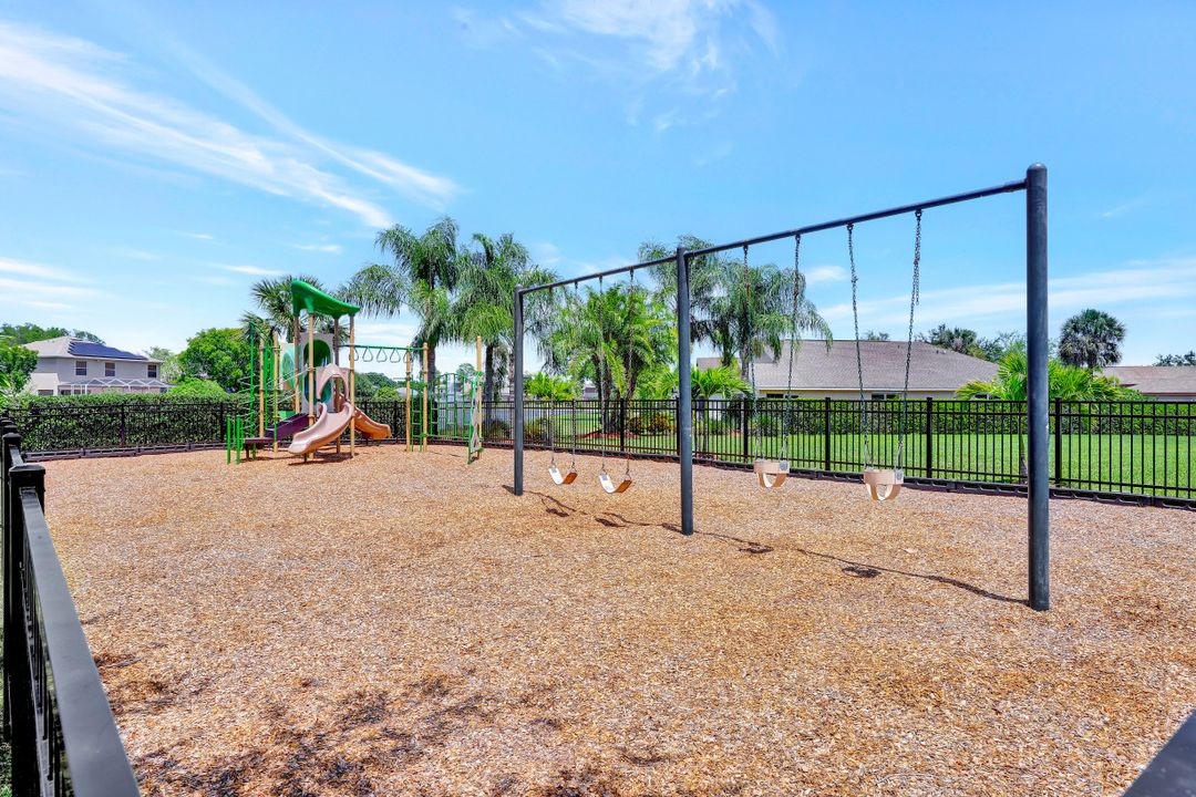 13404 Hampton Park Ct, Fort Myers, FL 33913