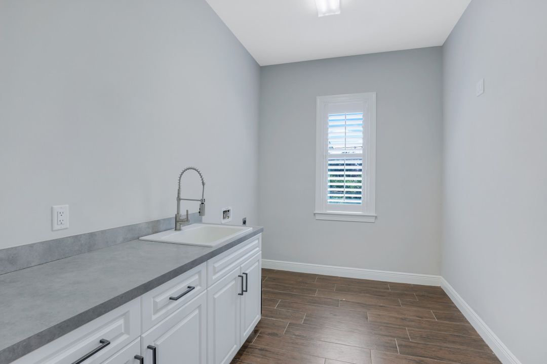 4740 Castalia Ct, Fort Myers, FL 33905