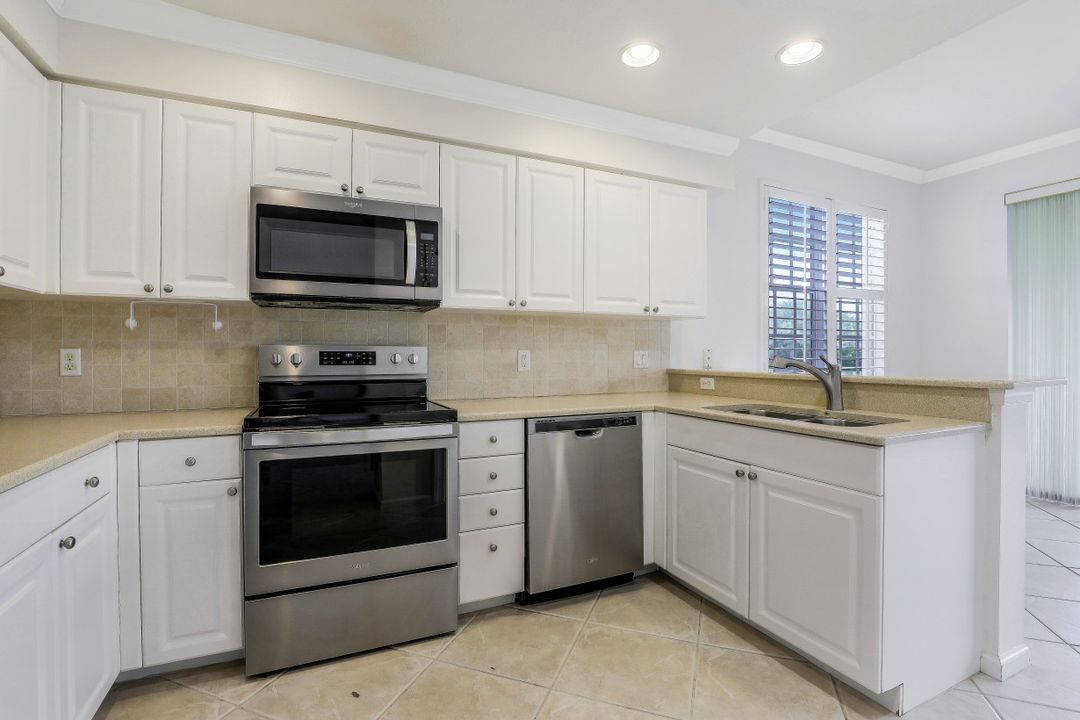 7122 Blue Juniper Ct #101, Naples, FL 34109