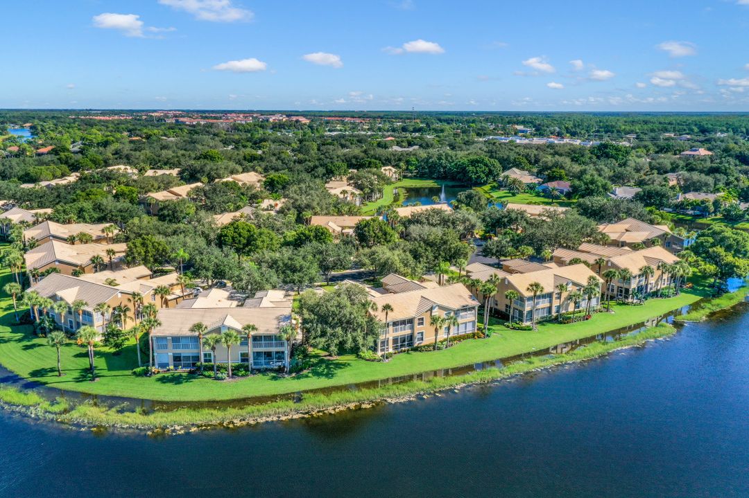 24742 Lakemont Cove Ln #101, Bonita Springs, FL 34134