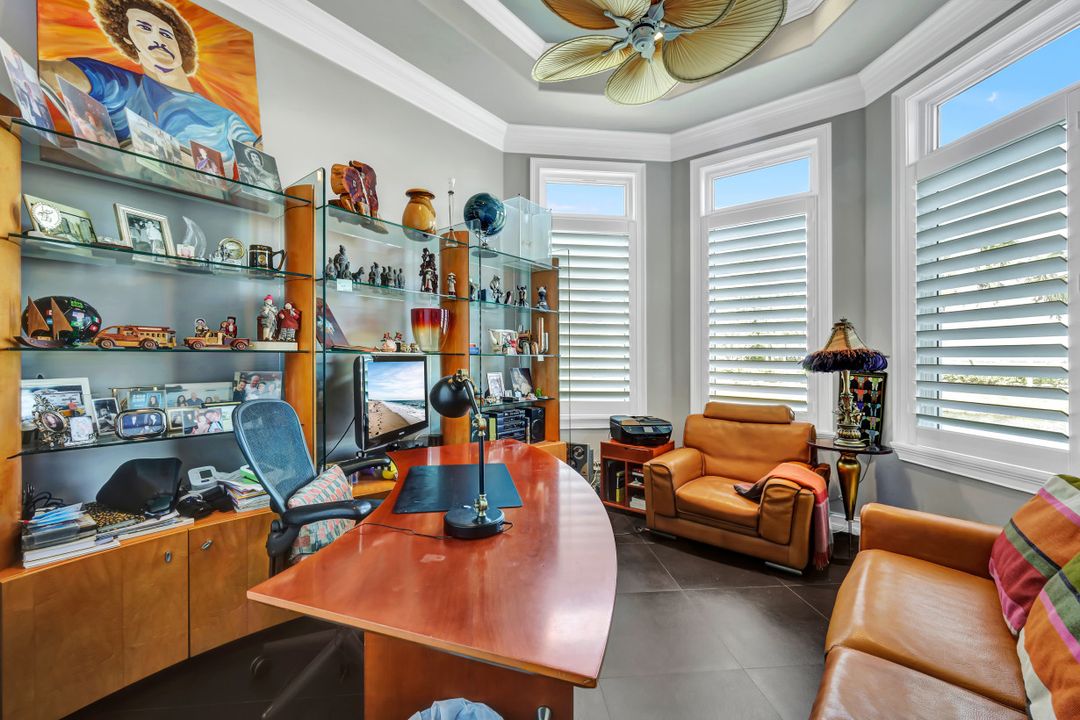 18020 Via Bellamare Ln, Miromar Lakes, FL 33913