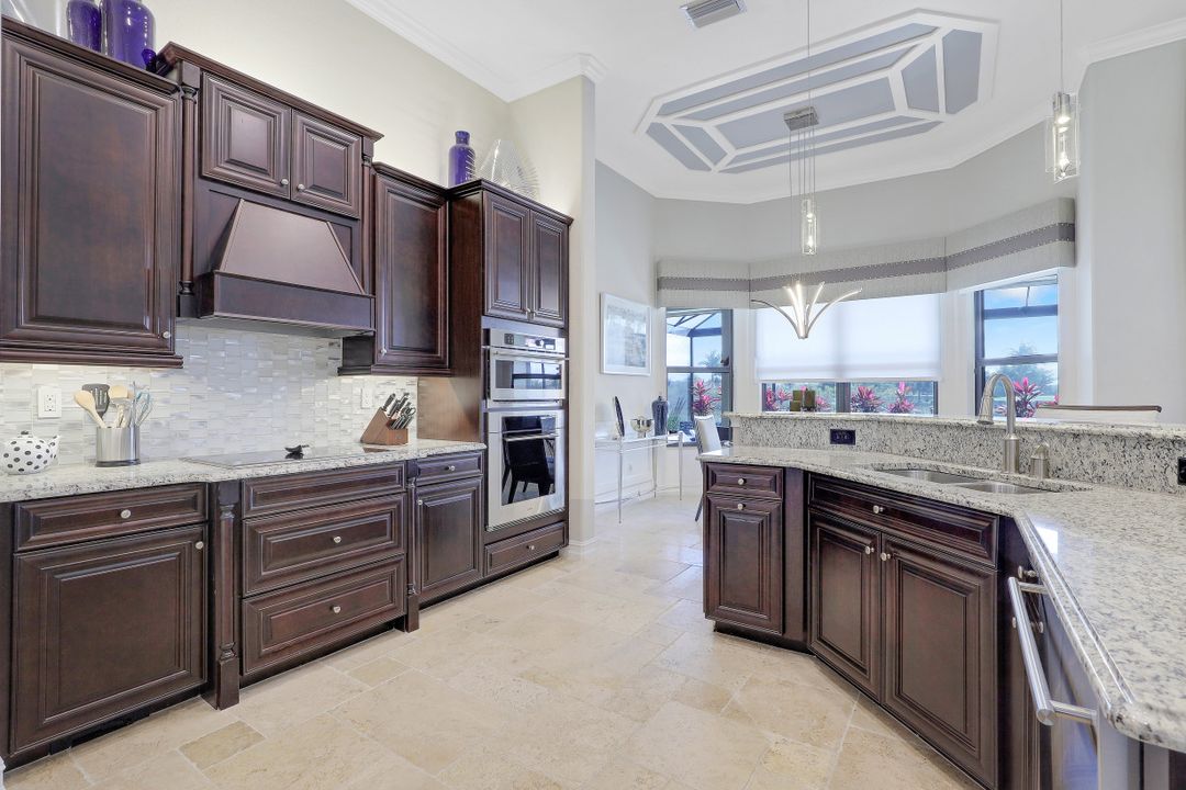 17201 Cherrywood Ct, Bonita Springs, FL 34135