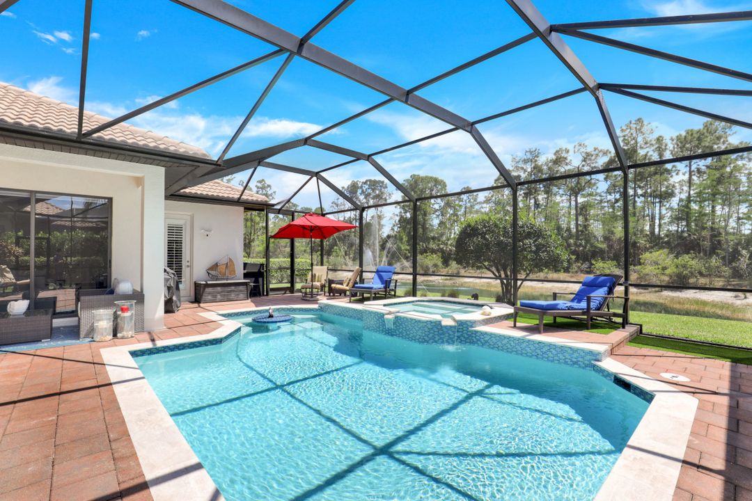 7323 Acorn Way, Naples, FL 34119