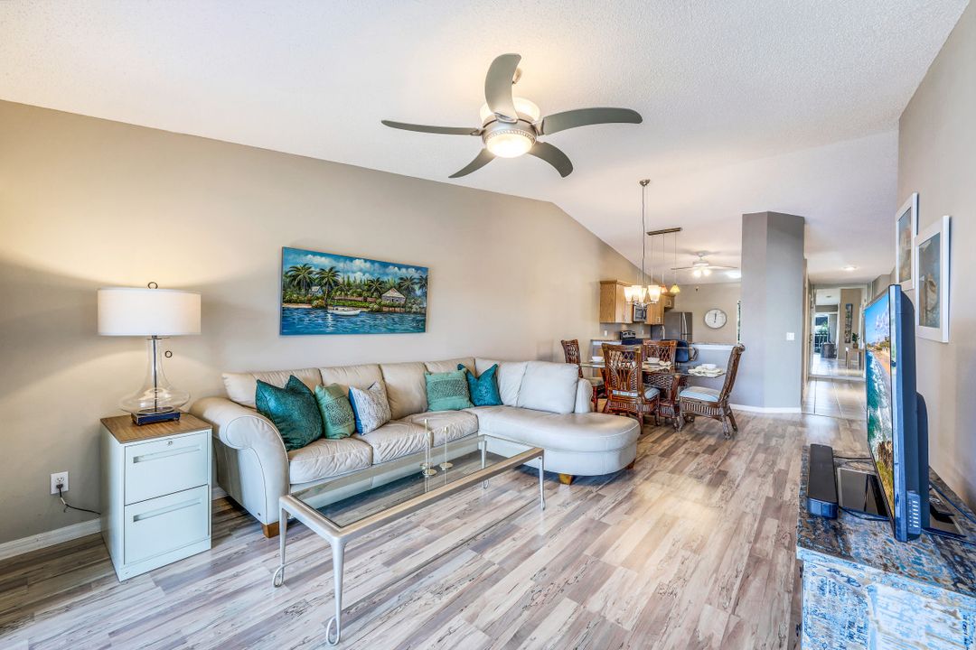 810 New Waterford Dr #201, Naples, FL 34104