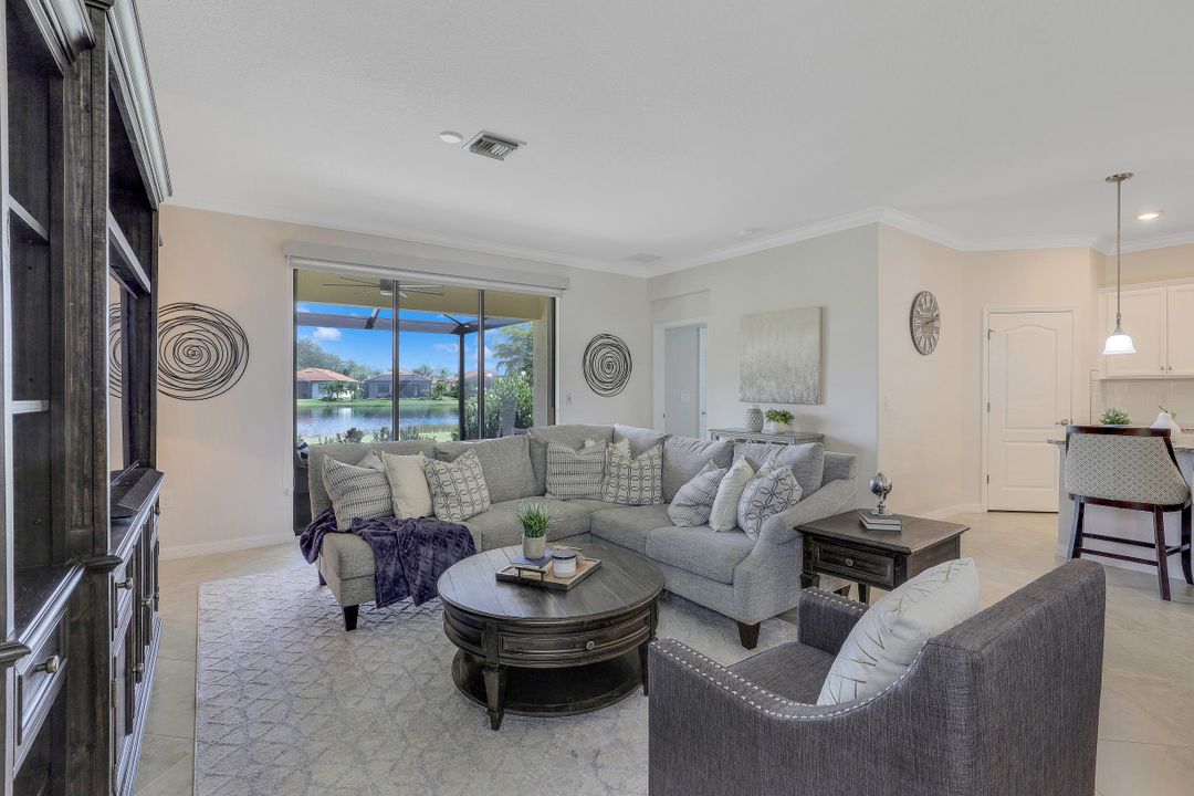 11567 Shady Blossom Dr, Fort Myers, FL 33913