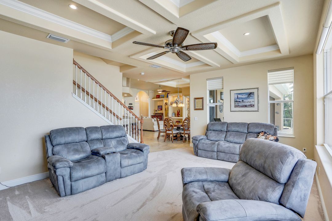 719 Coral Dr, Cape Coral, FL 33904