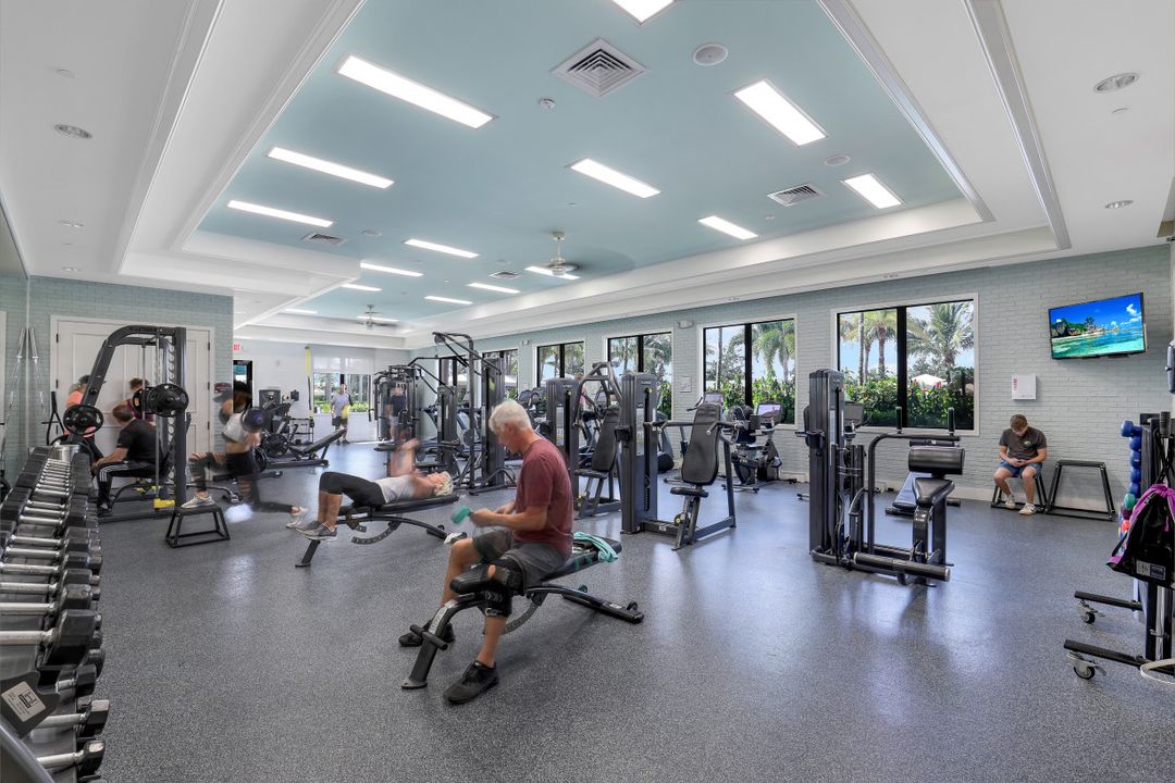 3642 Santaren Ct, Naples, FL 34119