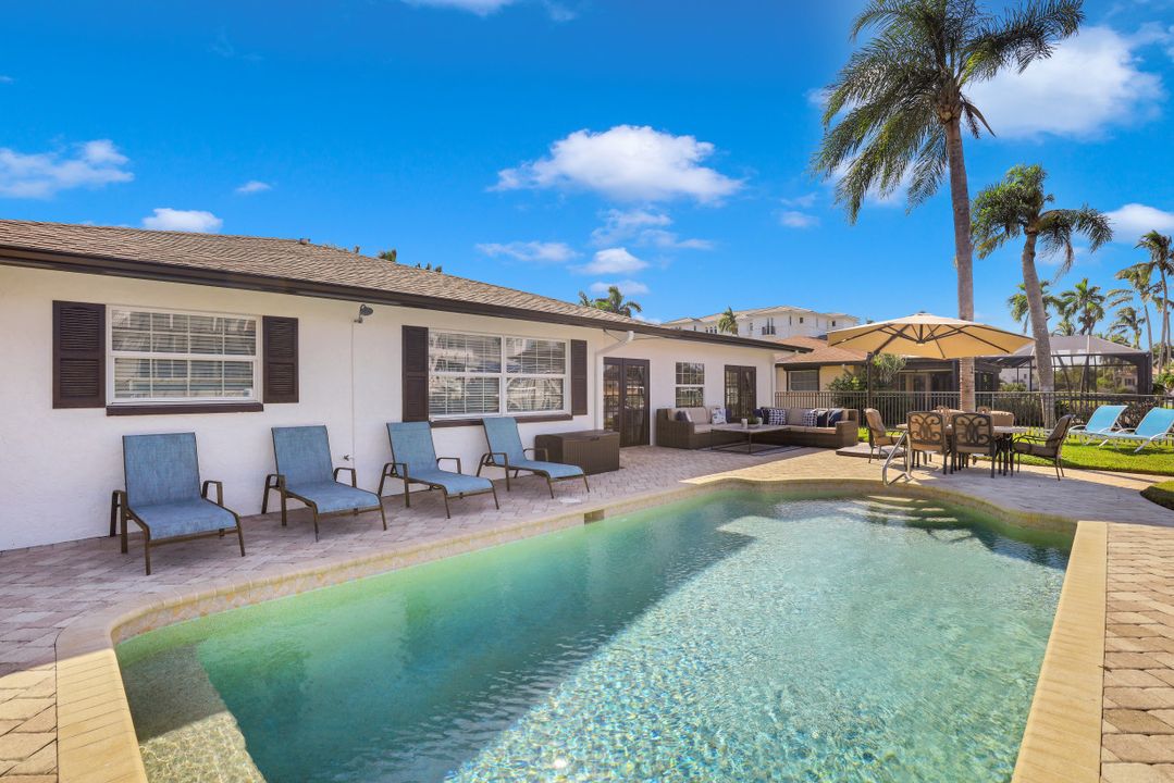 401 Willet Ave, Naples, FL 34108