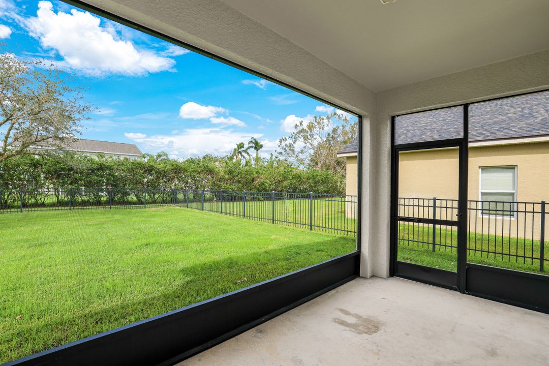 13391 Bristol Park Way, Fort Myers, FL 33913