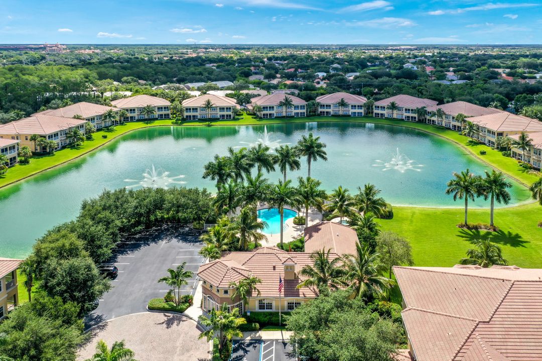 7160 Lemuria Cir #1501, Naples, FL 34109