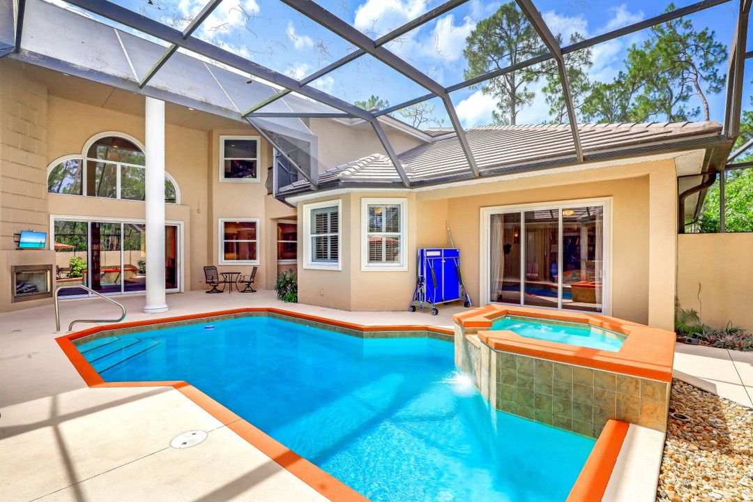 3660 7th Ave NW, Naples, FL 34120