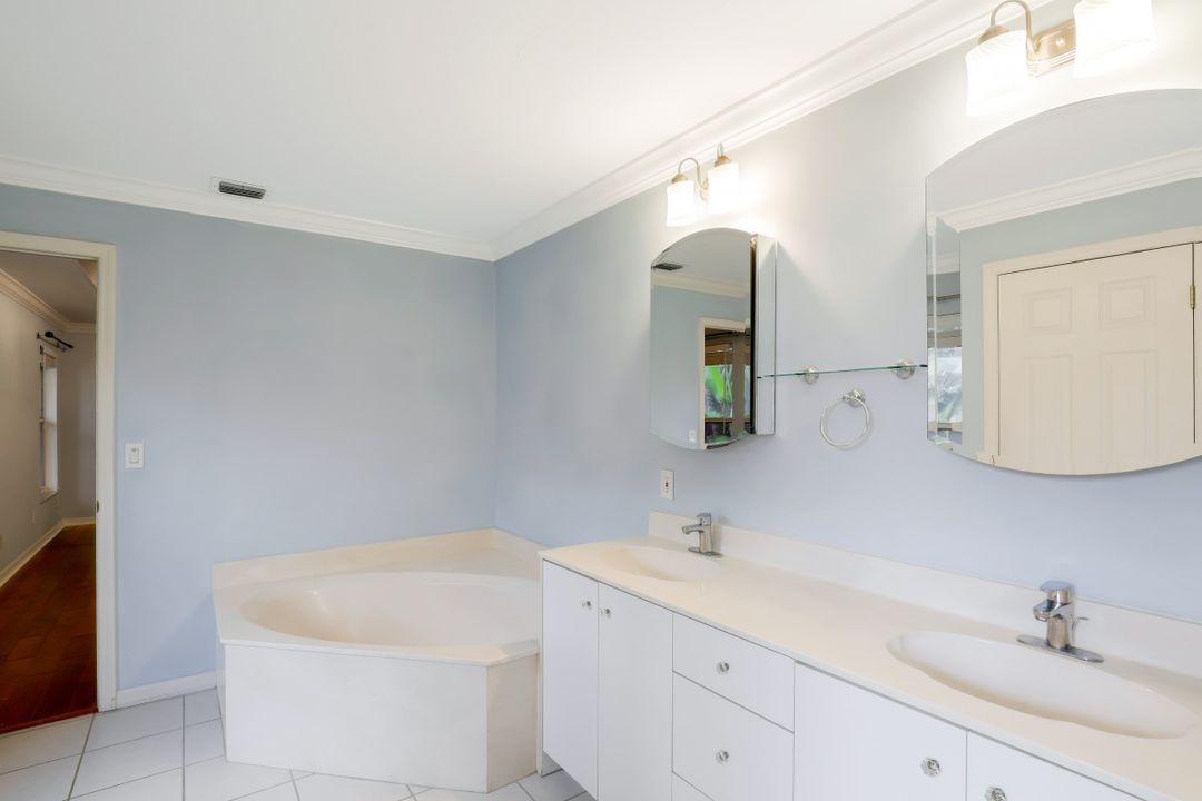 26890 Nicki J Ct, Bonita Springs, FL 34135