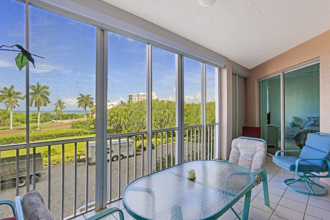 260 Barefoot Beach Blvd #204, Bonita Springs, FL 34134