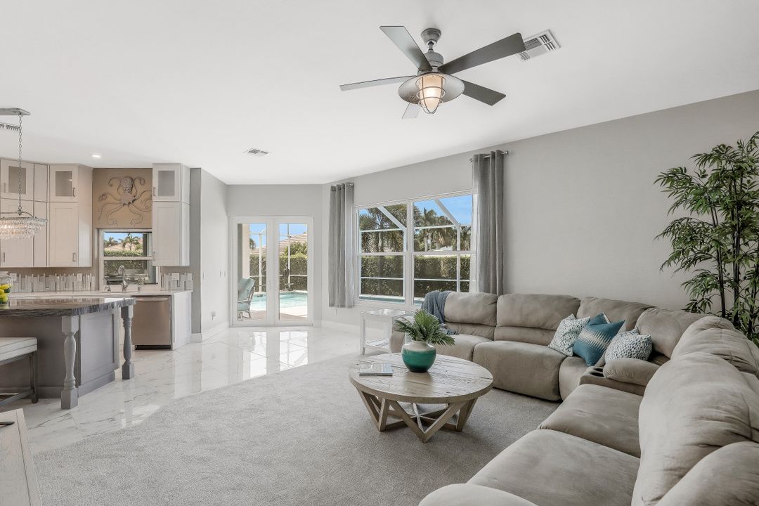 570 Elk Cir, Marco Island, FL 34145