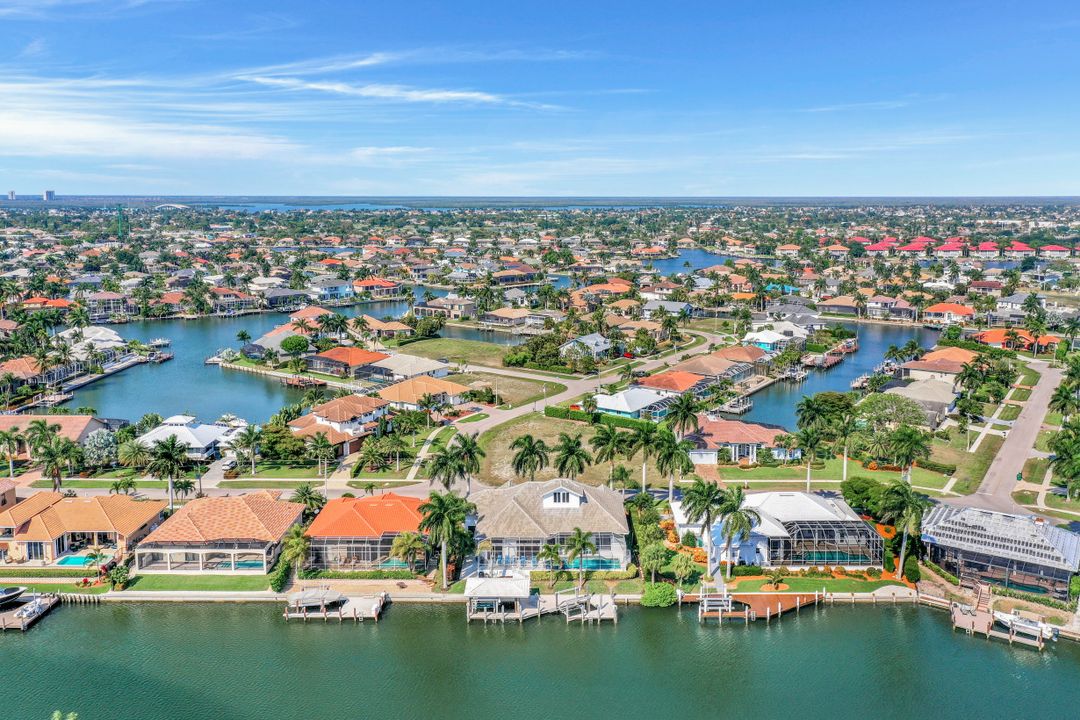 110 Copperfield Ct, Marco Island, FL 34145