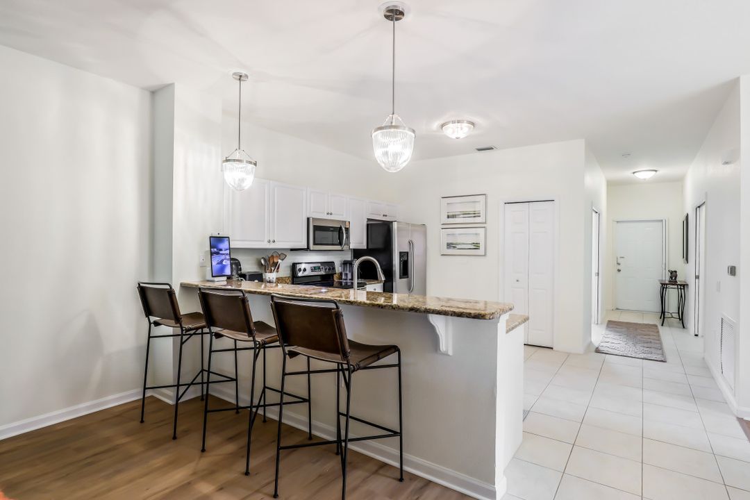 10020 Heather Ln #903, Naples, FL 34119