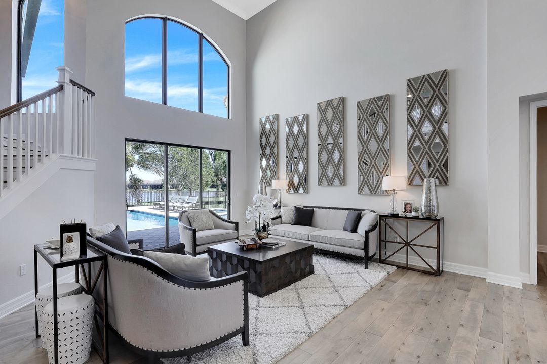 3025 Cinnamon Bay Cir, Naples, FL 34119