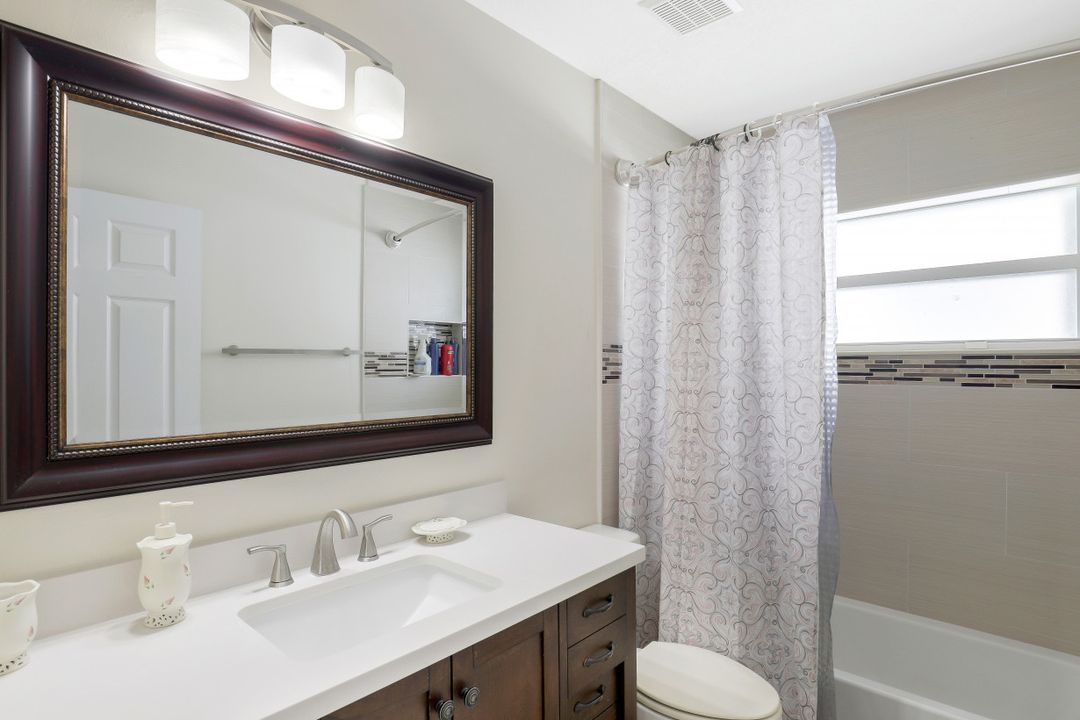 415 SE 17th St, Cape Coral, FL 33990