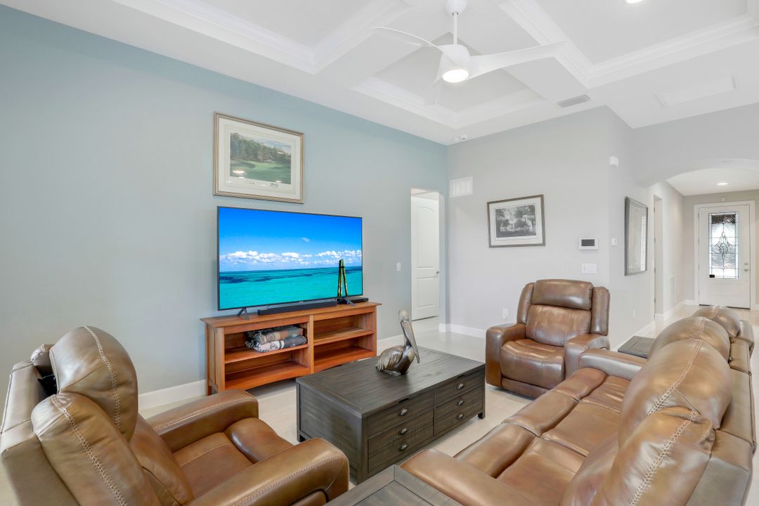 9419 Whooping Crane Wy, Naples, FL 34120