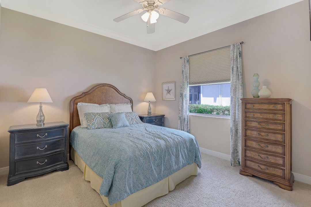 3601 Cedar Hammock View Ct, Naples, FL 34112