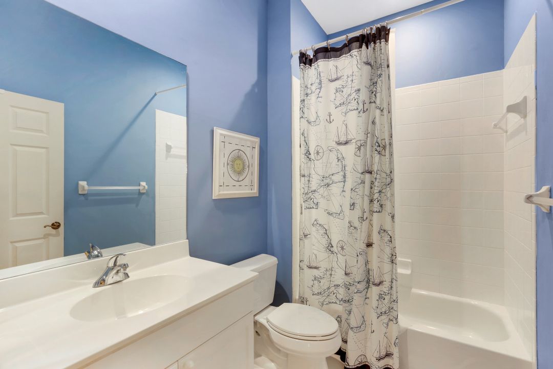 12651 Fox Ridge Dr, Bonita Springs, FL 34135