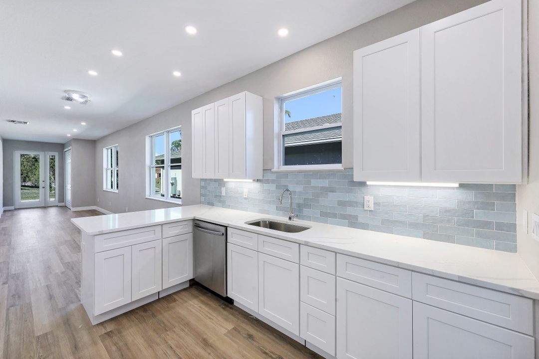 10004 Connecticut St, Bonita Springs, FL 34135