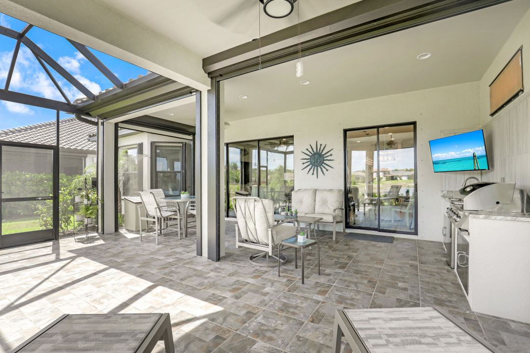 19698 Estero Pointe Ln, Fort Myers, FL 33908